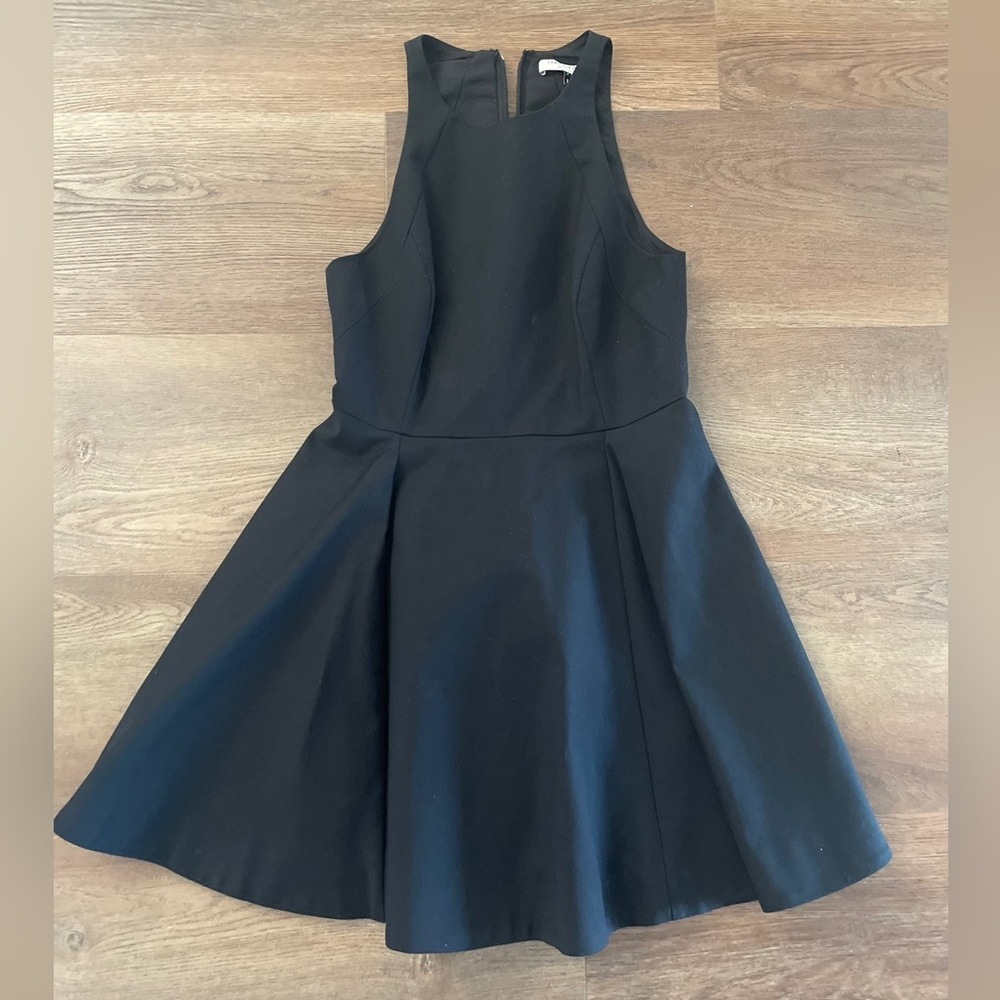 Halston Heritage High Neck Fit & Flare Full Skirt Cocktail Party Dress